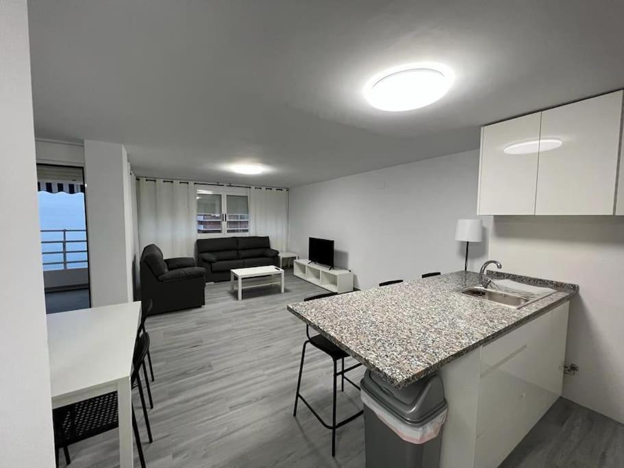 Apartamento Con Vistas Al Mar Alicante Luaran gambar